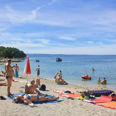 With A Parking Space Zrnovnica, Split - 9493 *