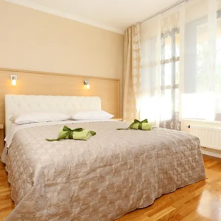 شقة With A Parking Space Zrnovnica, Split - 9493