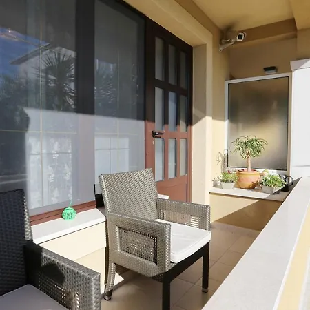 شقة With A Parking Space Zrnovnica, Split - 9493 *